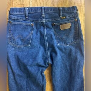 Wrangler Men's Relaxed Fit Denim Jeans